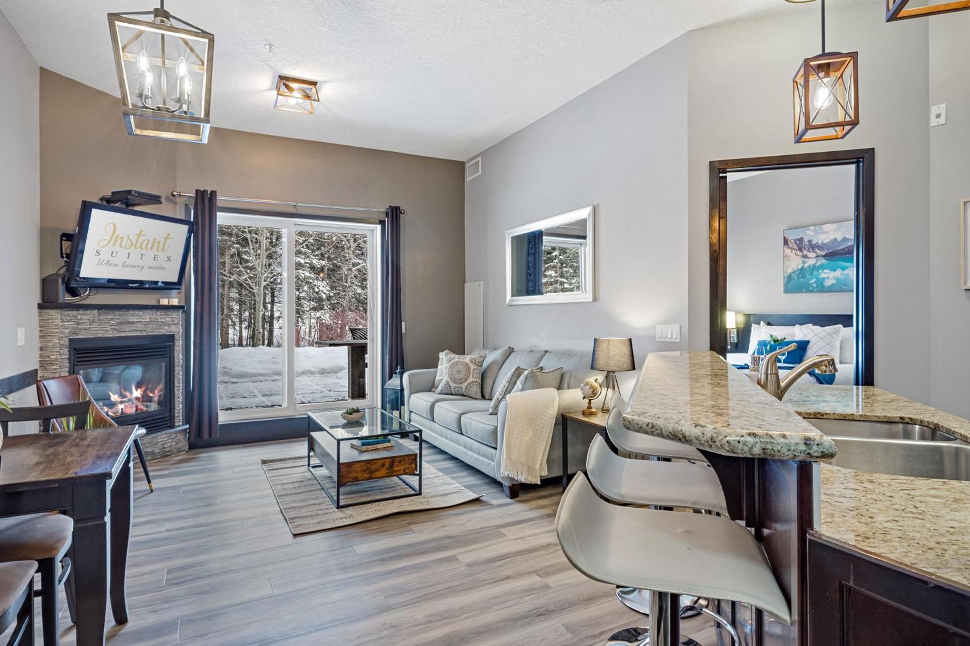 Nature'S Nook By Instant Suites Pool & Hottub Canmore Eksteriør billede